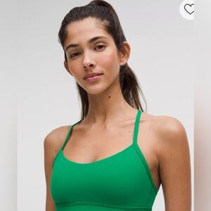 Flow Y Bra Nulu
Light Support